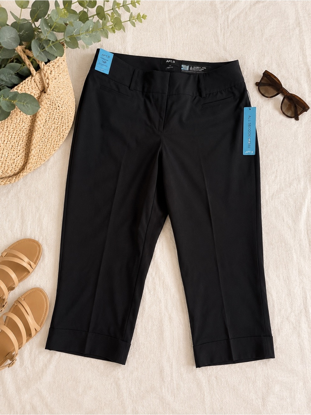 Apt. 9 Black Capri Pants Size 16 Petite Curvy Fit NWT